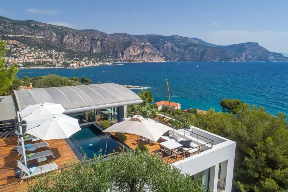 Honeymoon planning, Villa O
