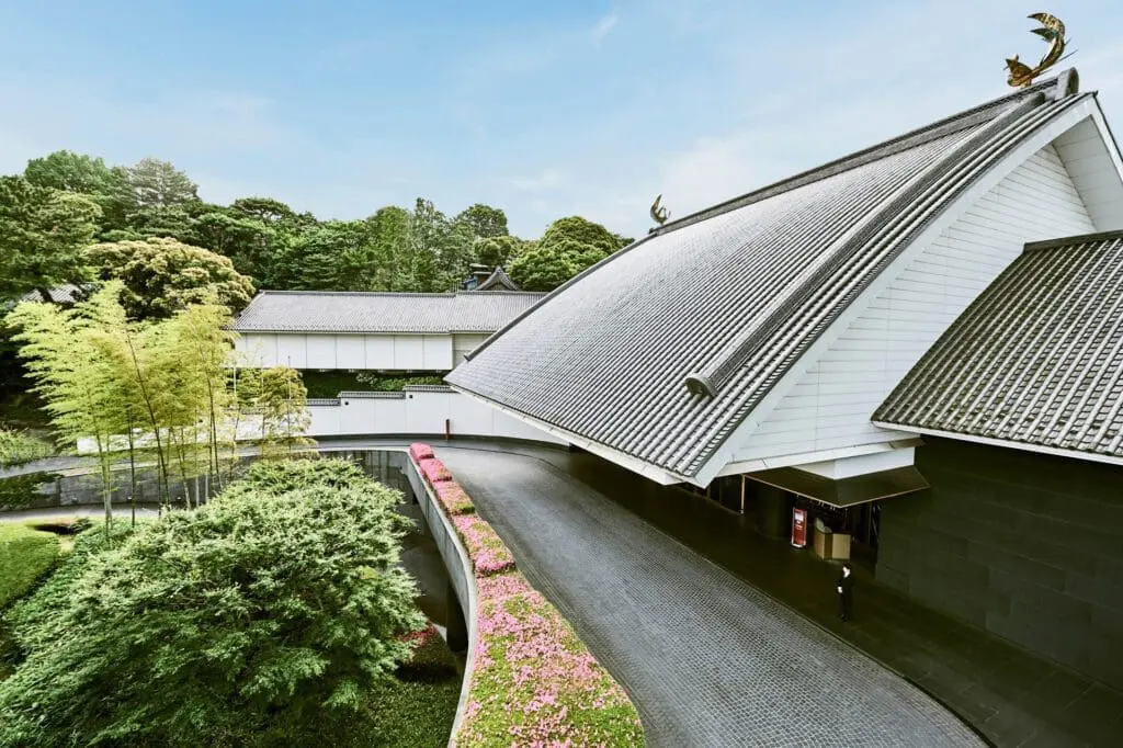 Honeymoon planning, Hotel Gajoen Tokyo