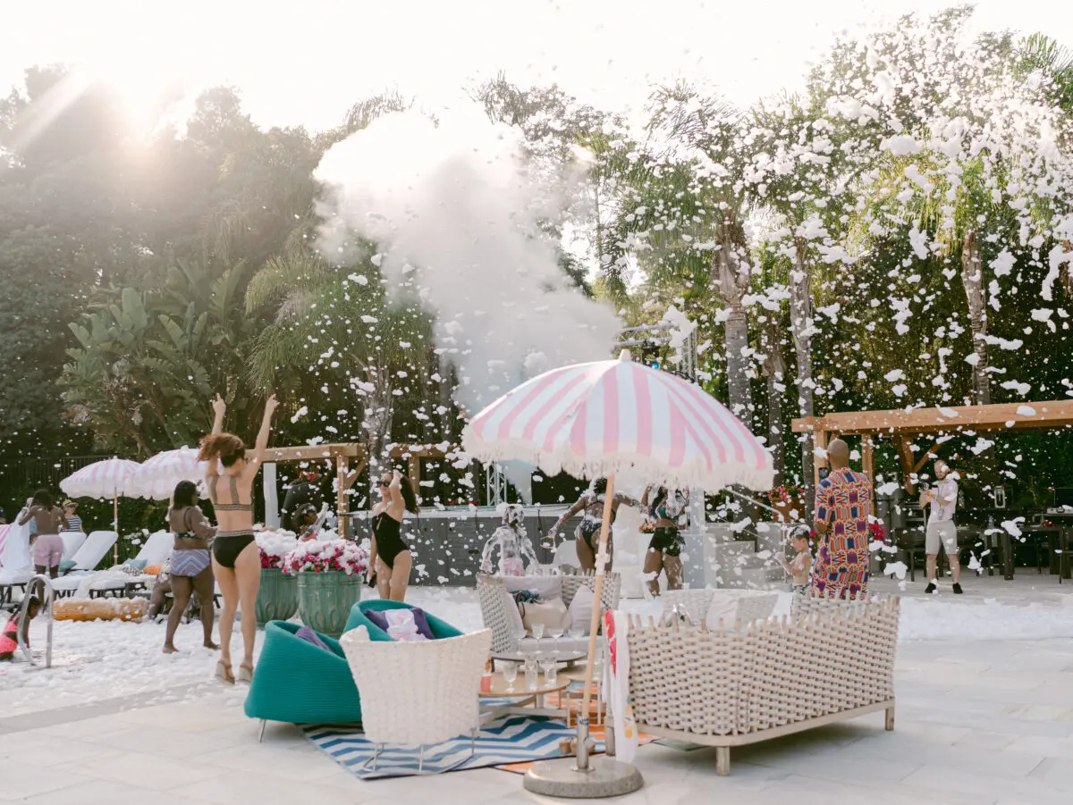 Luxury wedding in Saint-Tropez with a foam party at COMO Le Beauvallon