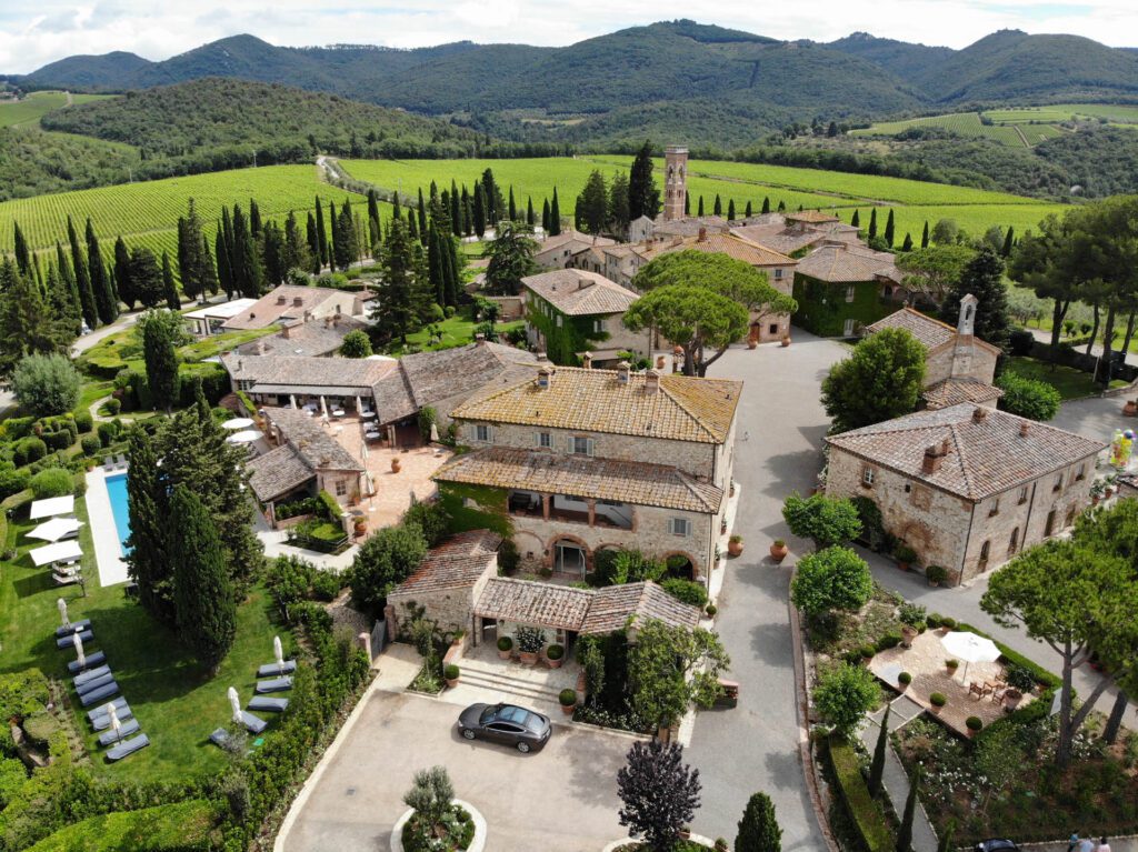 Destination wedding Italy, Borgo San Felice