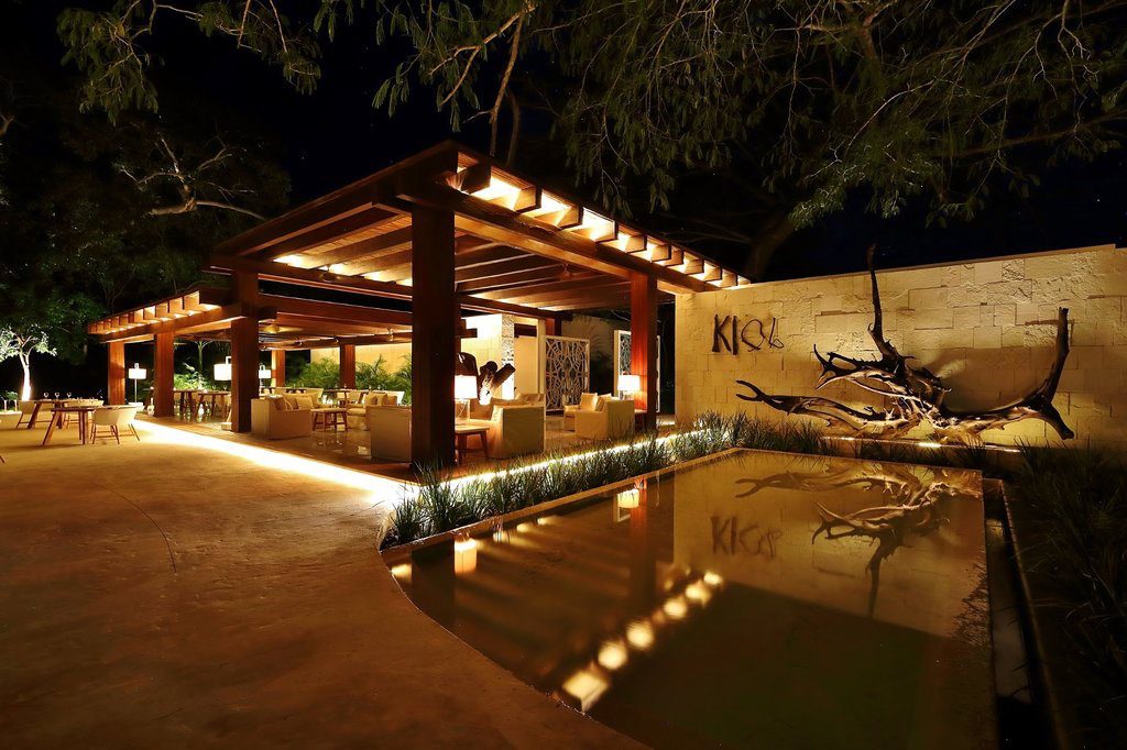 Ki\'ol Restaurant