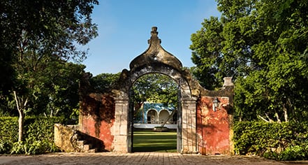 Entry arch to Mexico Resort