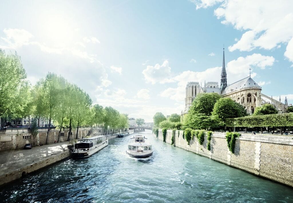 River boat on the Seine