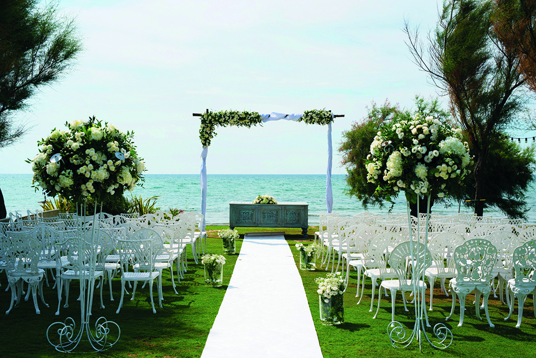 Nabilah Luxury Beach Wedding | Southern Italy Venue | Wedaways Nabilah Luxury Beach Wedding | Southern Italy Venue | Wedaways