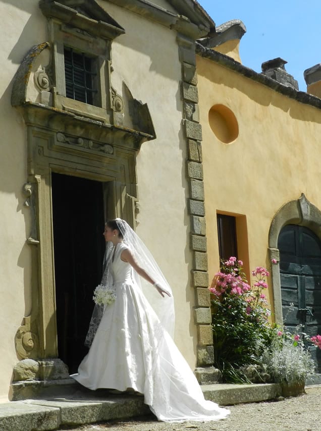 Relais Il Falconiere in Tuscany summer wedding