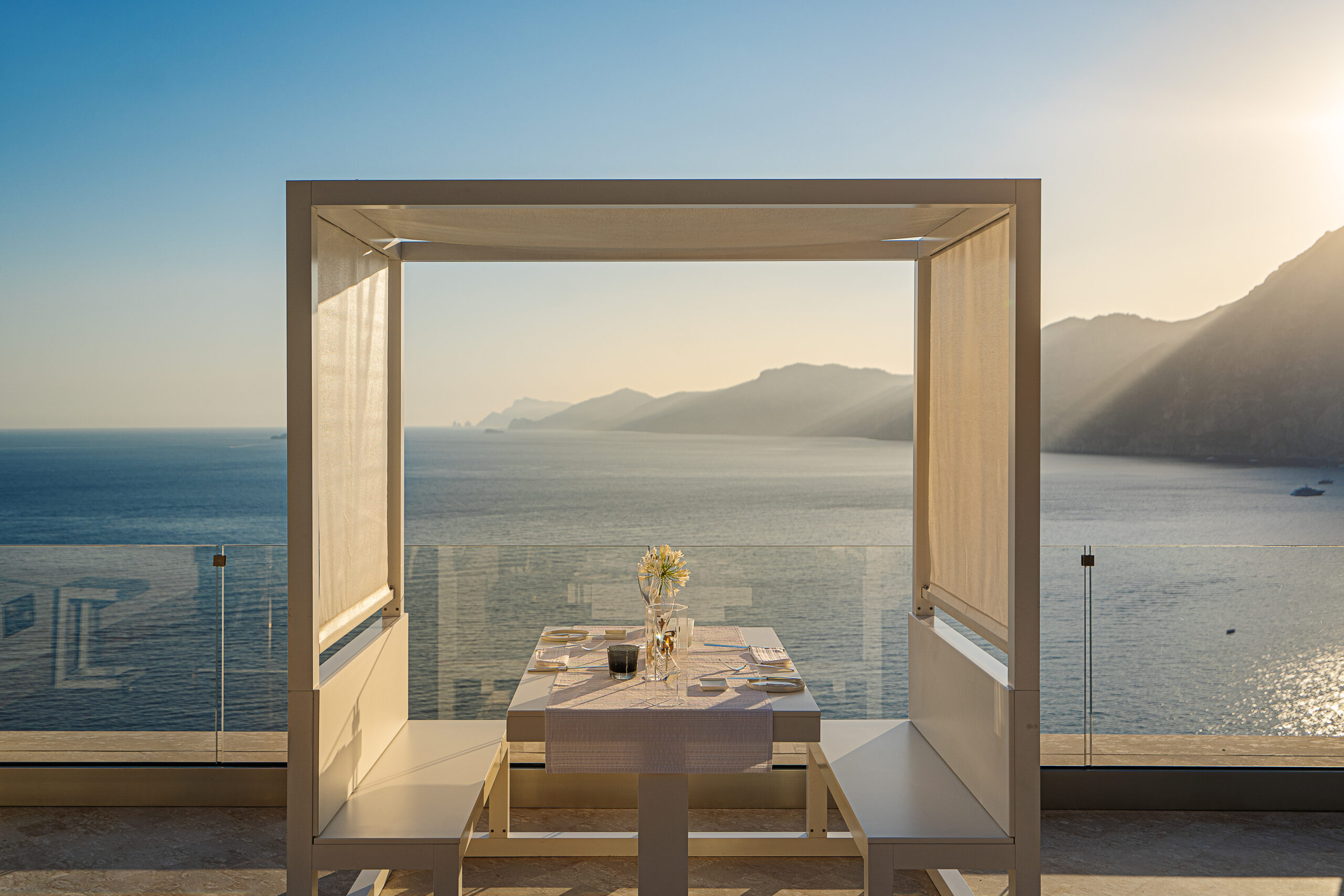 Casa Angelina dining table with Amalfi Coast view. Perfect for an Amalfi Coast wedding.