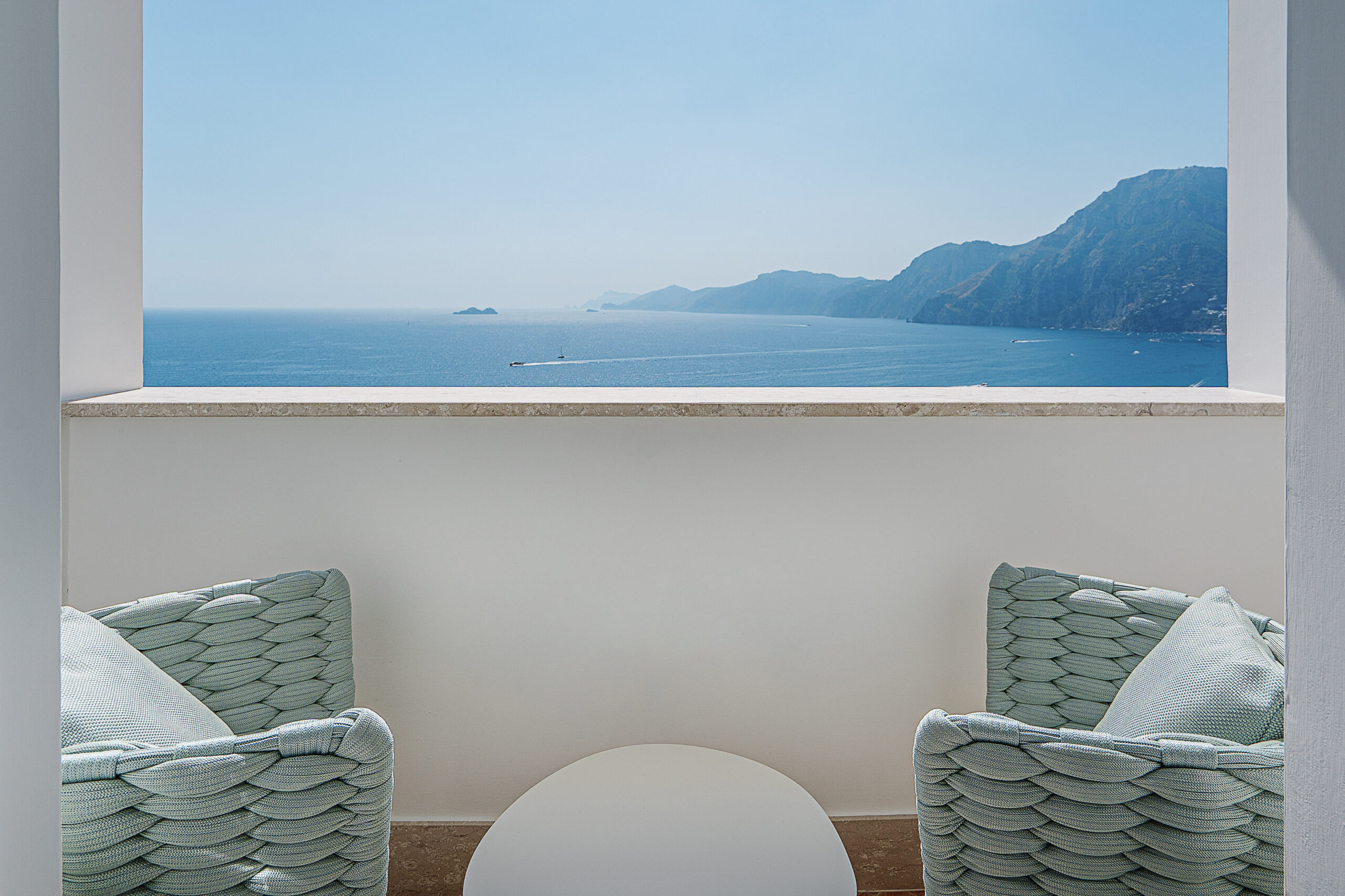 Balcony with Amalfi Coast view, perfect for a Casa Angelina wedding.