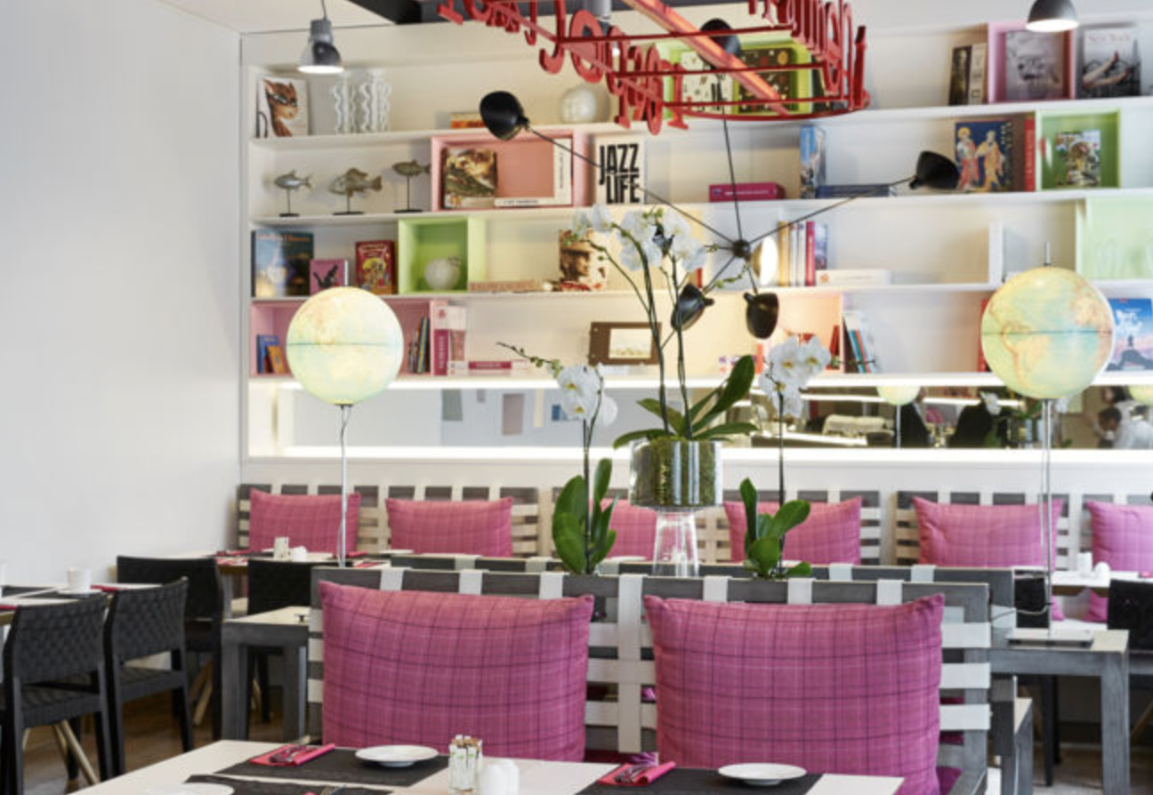 Bel Ami Cafe