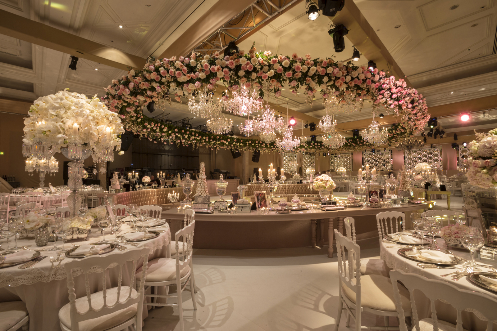 11 of The Most Stunning Wedding Ballrooms & Halls From Around the World