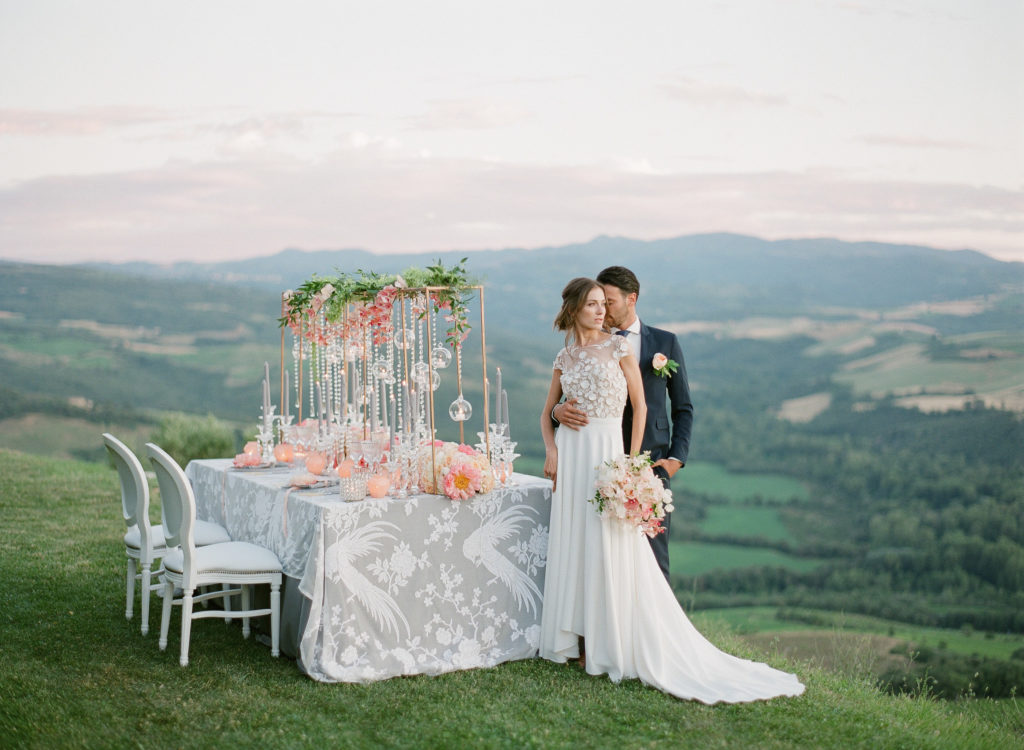 Wedding on Tuscan hillside