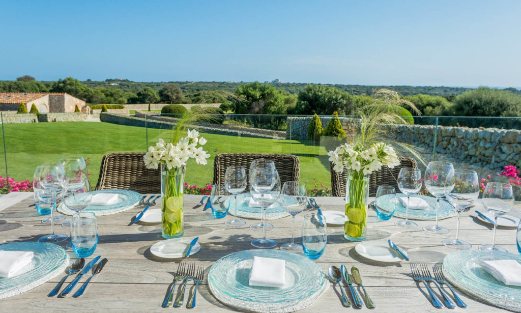 wedding tablescape in aqua & green