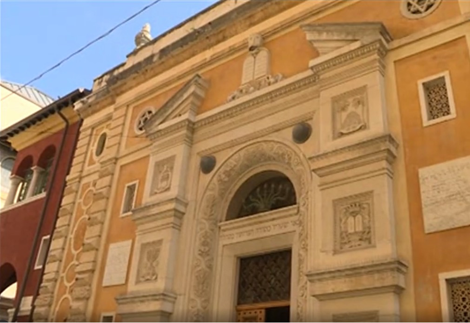 Synagogue of Verona exterior