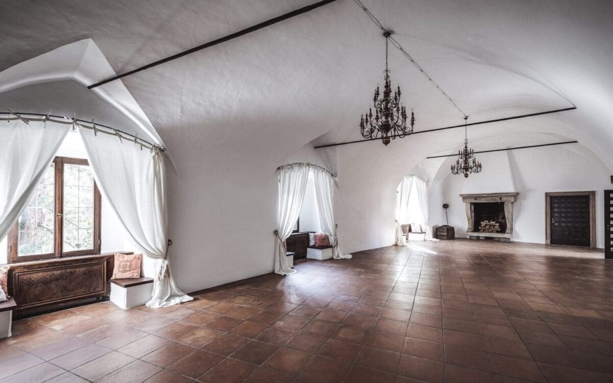 Honeymoon planning Italy, Castel Fragsburg Paternum