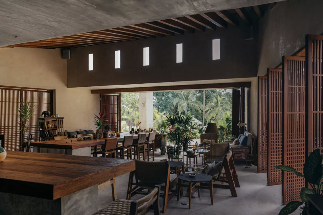 Zapote Bar