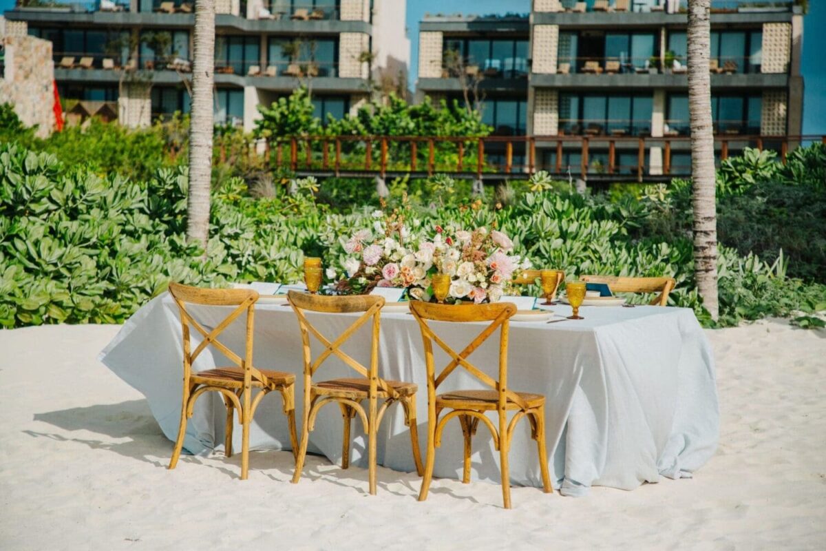 Destination wedding Mexico, Etereo Auberge Resorts Collection