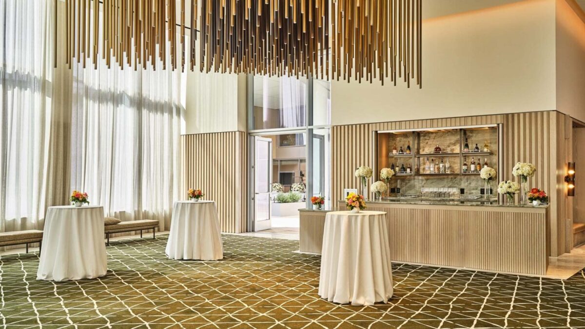 Destination wedding Los Angeles, Conrad Los Angeles