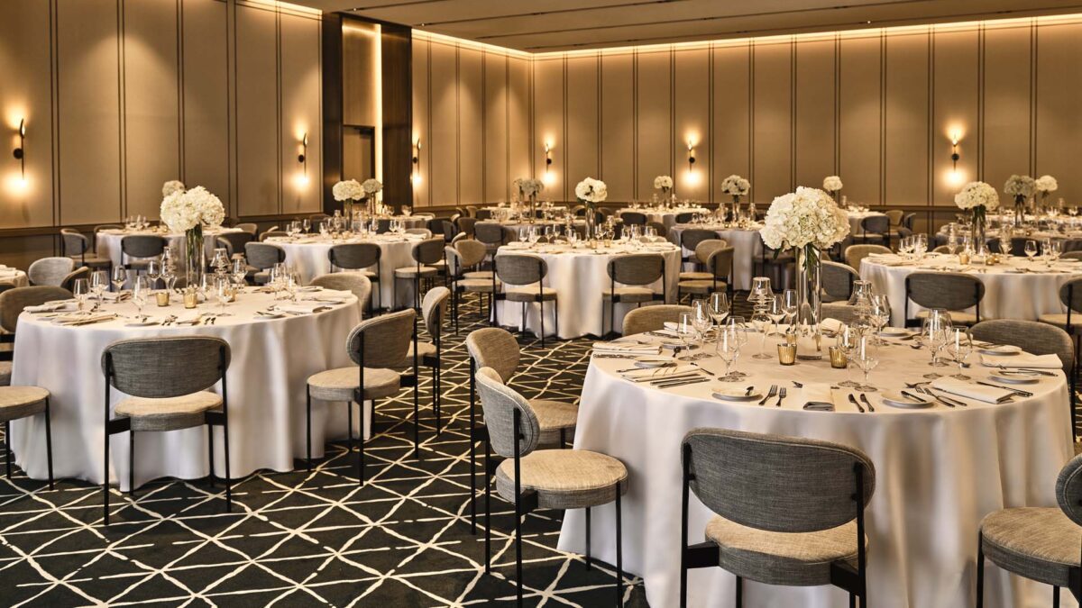 Destination wedding Los Angeles, Conrad Los Angeles