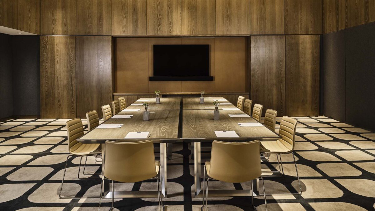 Destination wedding Los Angeles, Conrad Los Angeles