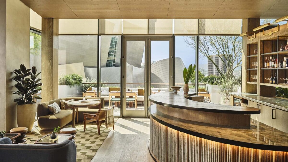 Destination wedding Los Angeles, Conrad Los Angeles