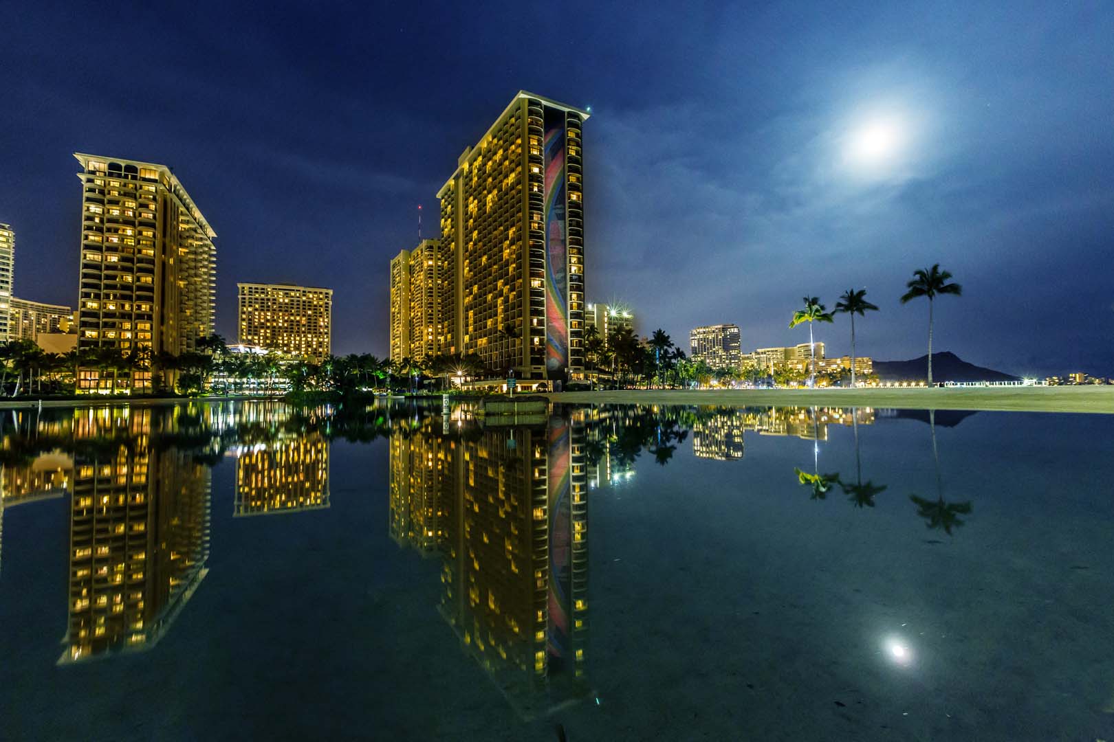 Live the HI Life: Hilton Hawaiian Village Waikiki Beach Resort