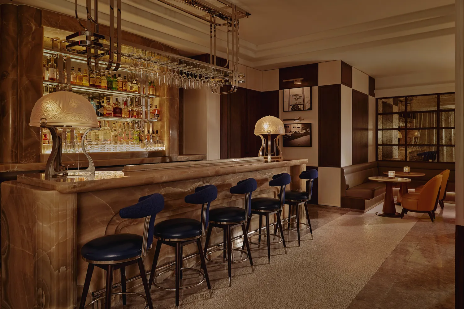 Luxurious bar at the Maybourne Beverly Hills, a stunning Beverly Hills wedding venue.