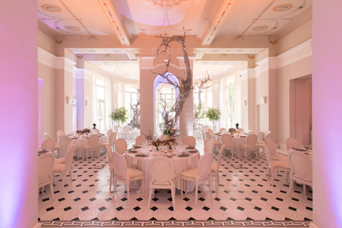 Luxury wedding reception at COMO Le Beauvallon, Saint-Tropez.